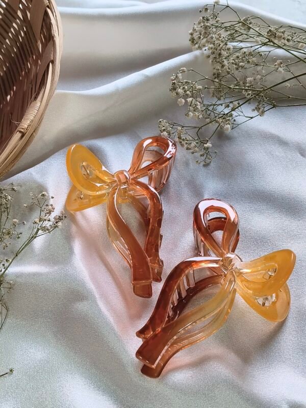 Candy Bow Claw Clip