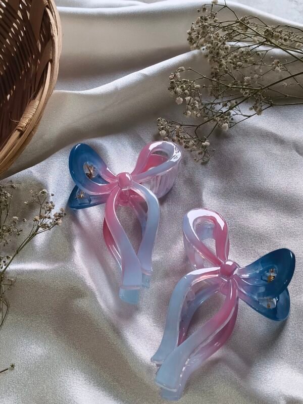 Candy Bow Claw Clip